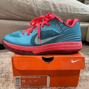 Nike Lunar Hypergamer Low, Blue and Pink Basketball Sneakers
